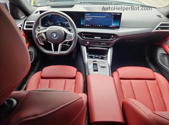 WBY43HD05SFV55977 2025 BMW I4 Черный Вид панели приборов