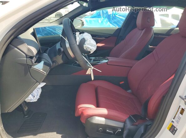 WBY63HG07TCX17874 2026 BMW OTHER White Widok wnętrza z przodu