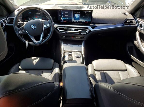 WBY73AW01RFR57345 2024 BMW I4 Green Widok deski rozdzielczej