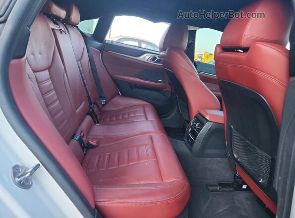 WBY73AW02NFM89328 2022 BMW I4 White Вид задніх сидінь