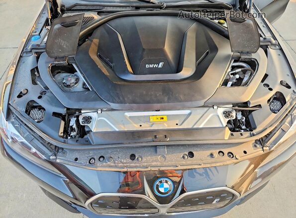 WBY73AW05PFN48939 2023 BMW I4 Black უკანა სალონის ხედი
