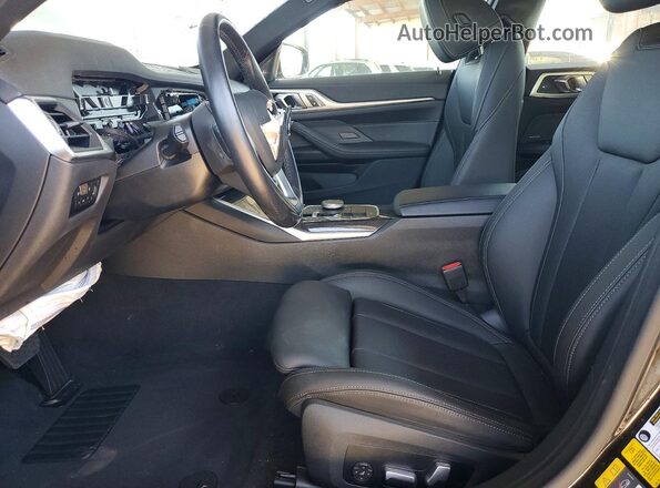 WBY73AW05PFR11157 2023 BMW I4 Black წინა სალონის ხედი