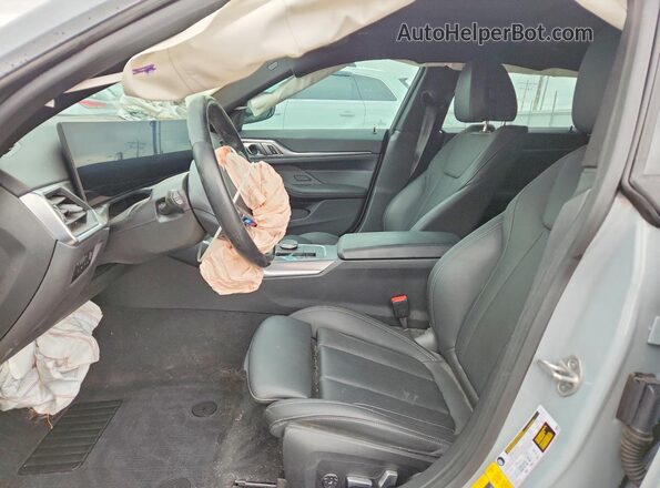 WBY83FB00RFR86097 2024 BMW I4 Gray Vista interior delantera