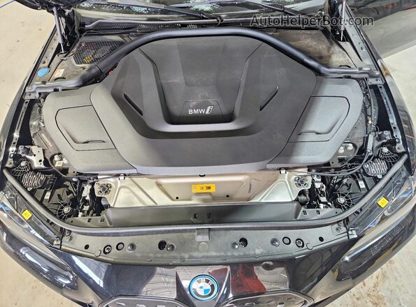 WBY83FB00RFS71577 2024 BMW I4 Black Вид підкапотного простору