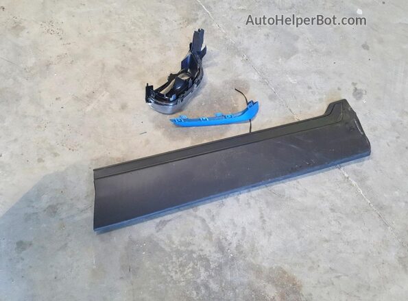 WBY8P8C56K7E53913 2019 BMW I3 Black Vista del compartimento del motor