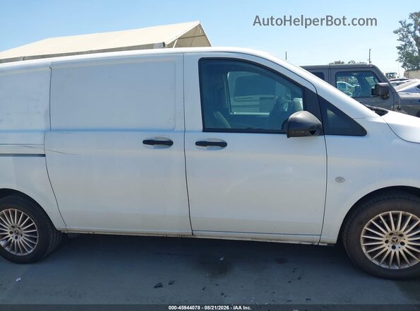 WD3PG2EA3J3414049 2018 MERCEDES-BENZ METRIS White Rear interior view