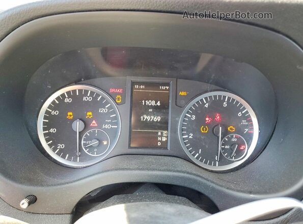 WD4PG2EE1J3466052 2018 MERCEDES-BENZ METRIS Black Instrument cluster view