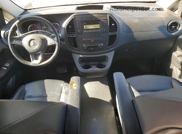 WD4PG2EE1J3466052 2018 MERCEDES-BENZ METRIS Black Dashboard view