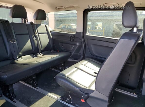 WD4PG2EE1J3466052 2018 MERCEDES-BENZ METRIS Black Rear interior view