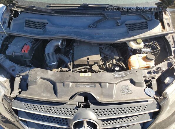 WD4PG2EE1J3466052 2018 MERCEDES-BENZ METRIS Black Engine compartment view