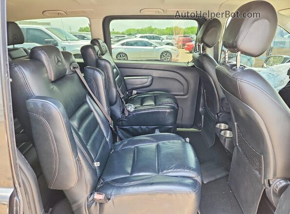 WD4PG2EE8J3499744 2018 MERCEDES-BENZ METRIS Black Widok wnętrza z tyłu
