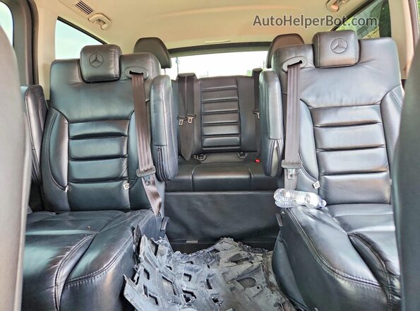 WD4PG2EE8J3499744 2018 MERCEDES-BENZ METRIS Black Widok tylnych siedzeń