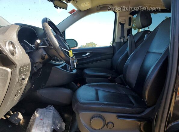 WD4PG2EEXG3132417 2016 MERCEDES-BENZ METRIS Black Front interior view