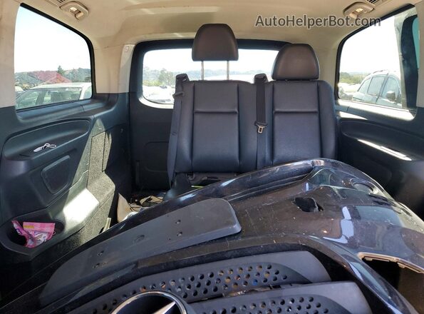 WD4PG2EEXG3132417 2016 MERCEDES-BENZ METRIS Black Rear seats view