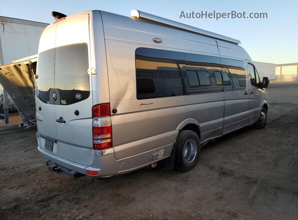 WDAPF4CCXJP646555 2018 MERCEDES-BENZ SPRINTER Silver Delantero derecho