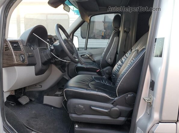 WDAPF4CCXJP646555 2018 MERCEDES-BENZ SPRINTER Silver 