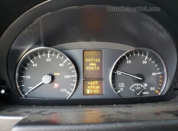 WDAPF4CCXJP646555 2018 MERCEDES-BENZ SPRINTER Silver 