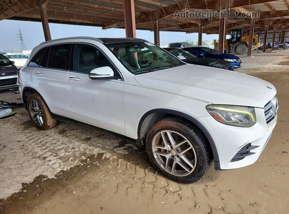 WDC0G4JB0HF134643 2017 MERCEDES-BENZ GLC-CLASS White Передня права чверть