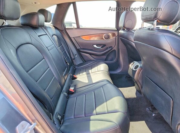 WDC0G4JB1GF043542 2016 MERCEDES-BENZ GLC-CLASS Silver Rear interior view