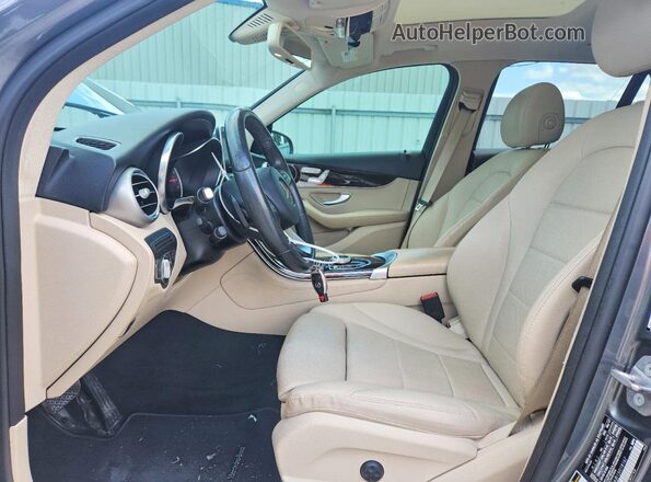 WDC0G4JB1JV018167 2018 MERCEDES-BENZ GLC-CLASS Серый Вид салона спереди