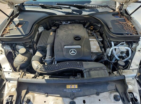 WDC0G4JB2GF018388 2016 MERCEDES-BENZ GLC-CLASS White Vista del compartimento del motor
