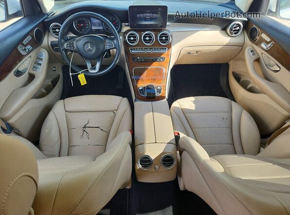 WDC0G4JB2GF018388 2016 MERCEDES-BENZ GLC-CLASS White Vista del salpicadero