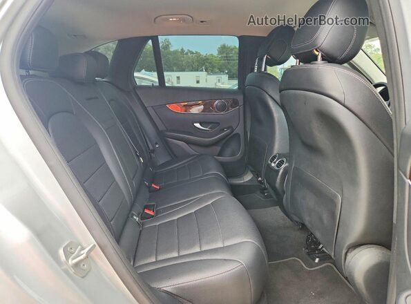 WDC0G4JB2GF053318 2016 MERCEDES-BENZ GLC-CLASS Silver Vista interior trasera