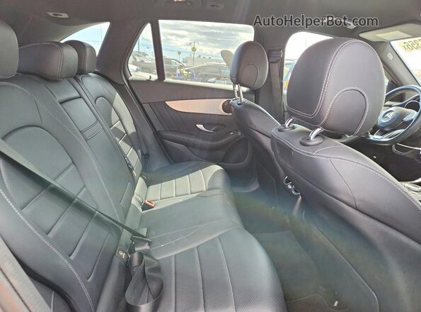 WDC0G4JB3KV162725 2019 MERCEDES-BENZ GLC-CLASS Gray Vista interior trasera