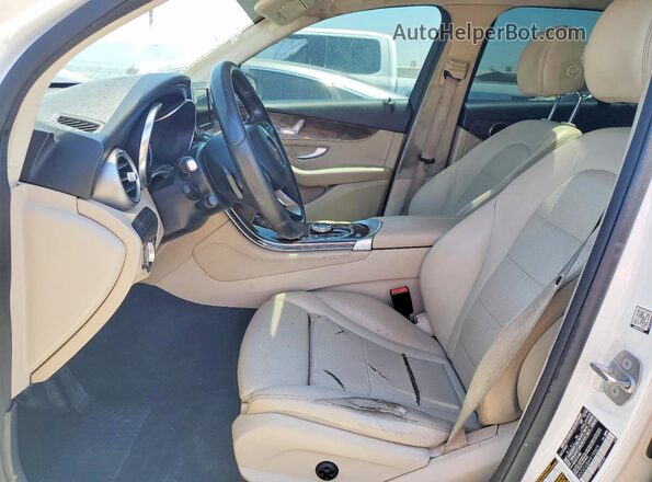 WDC0G4JB4HF195879 2017 MERCEDES-BENZ GLC-CLASS White Widok wnętrza z przodu
