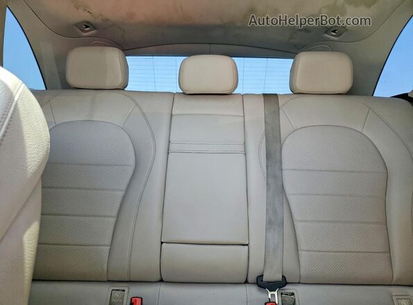 WDC0G4JB4HF195879 2017 MERCEDES-BENZ GLC-CLASS White Widok tylnych siedzeń