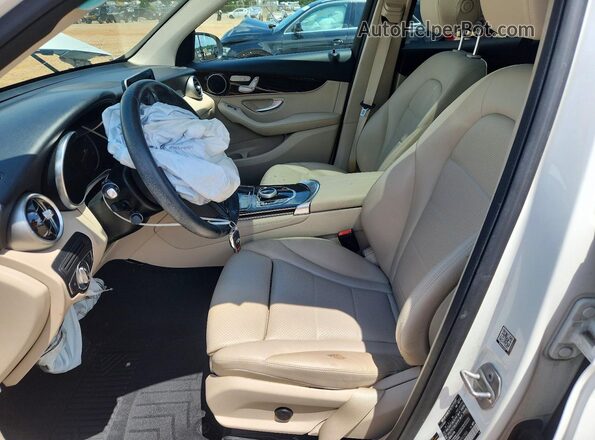 WDC0G4JB4KF612506 2019 MERCEDES-BENZ GLC-CLASS White Front interior view