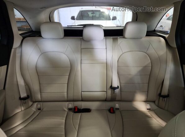 WDC0G4JB4KV143567 2019 MERCEDES-BENZ GLC-CLASS White უკანა სავარძლების ხედი
