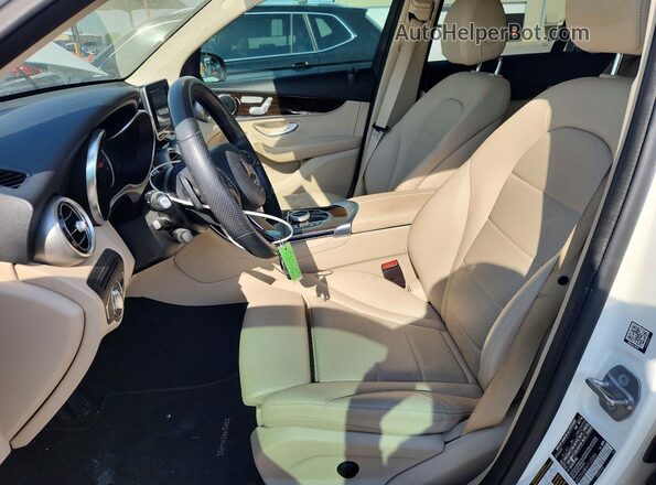 WDC0G4JB5KV133386 2019 MERCEDES-BENZ GLC-CLASS White Vista interior de 360 grados