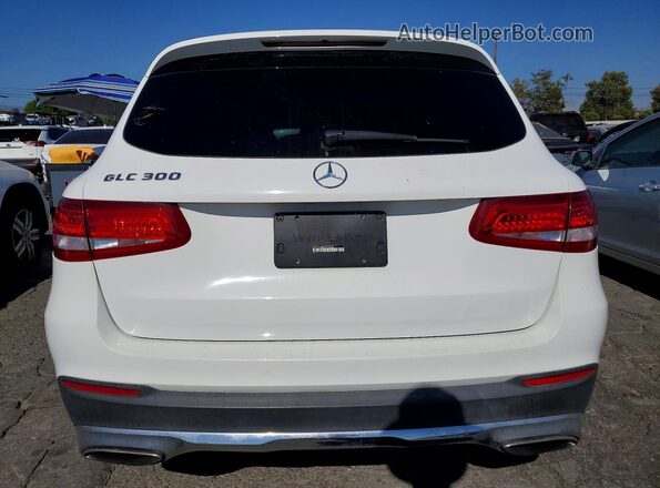 WDC0G4JB6GF016532 2016 MERCEDES-BENZ GLC-CLASS White Widok z tyłu