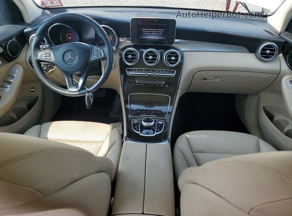 WDC0G4JB6JF452773 2018 MERCEDES-BENZ GLC-CLASS White Вид панелі приладів