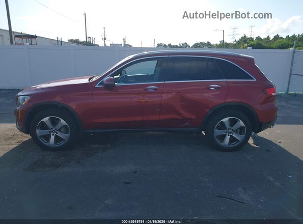 WDC0G4JB6JV018746 2018 MERCEDES-BENZ GLC 300 Red Սալոնի 360 աստիճան տեսք