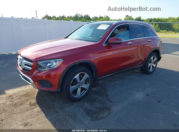 WDC0G4JB6JV018746 2018 MERCEDES-BENZ GLC 300 Red Առջևի ձախ երեք քառորդ տեսարան