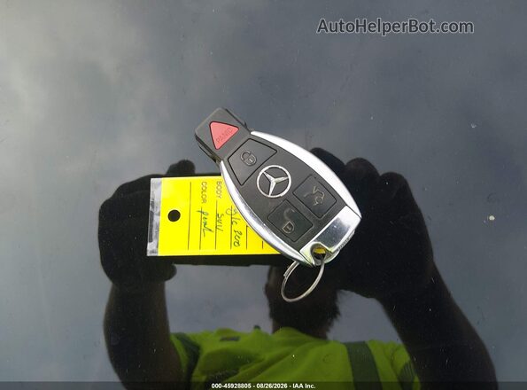 WDC0G4JB6JV025907 2018 MERCEDES-BENZ GLC 300 White Dashboard view