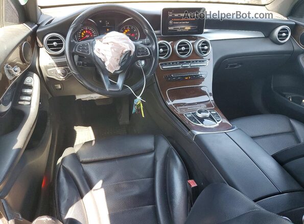 WDC0G4JB7HF213968 2017 MERCEDES-BENZ GLC-CLASS Черный Вид панели приборов