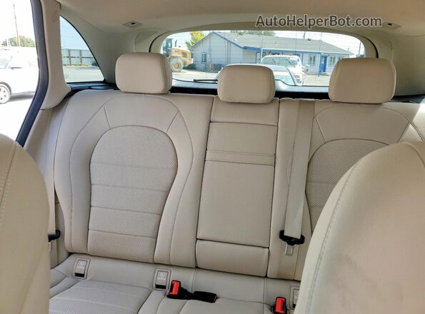 WDC0G4JB7JV022000 2018 MERCEDES-BENZ GLC-CLASS Blue Vista de los asientos traseros
