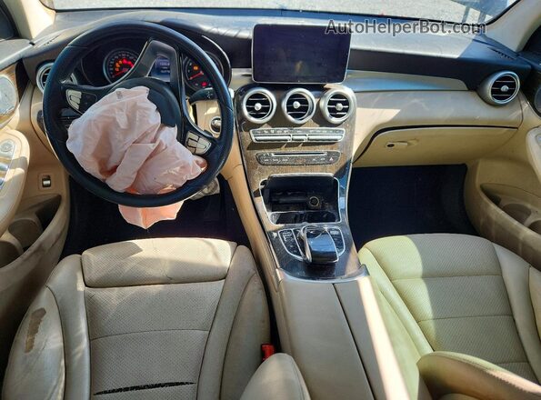 WDC0G4JB8GF007895 2016 MERCEDES-BENZ GLC-CLASS Black Vista del salpicadero