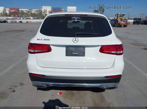 WDC0G4JB8HF242895 2017 MERCEDES-BENZ GLC 300 White 
