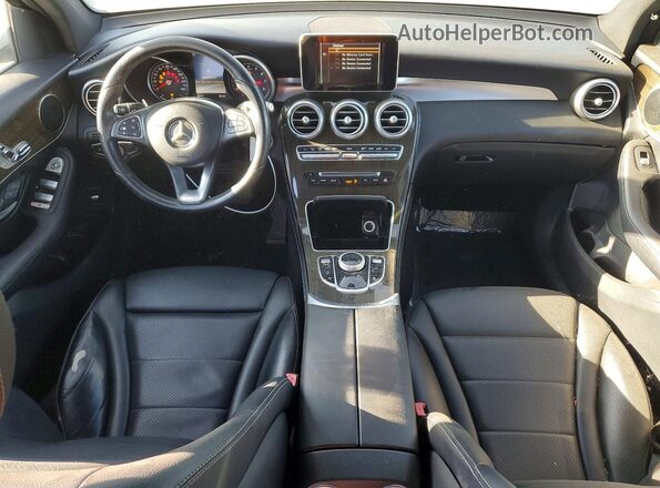 WDC0G4JB8JV019932 2018 MERCEDES-BENZ GLC-CLASS White Widok deski rozdzielczej