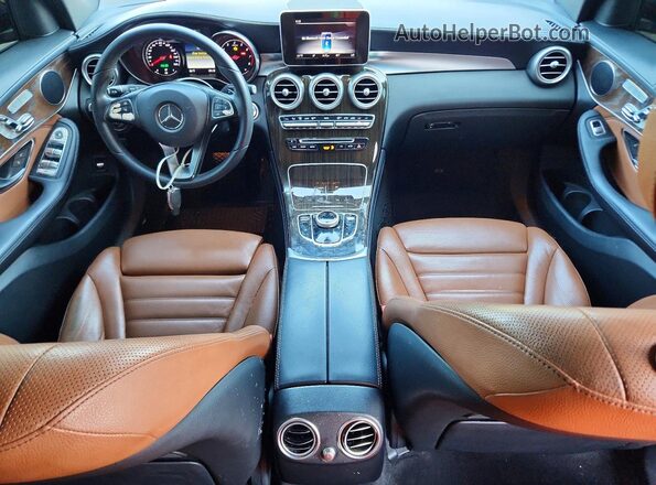 WDC0G4JB8JV063266 2018 MERCEDES-BENZ GLC-CLASS Blue Вид панелі приладів