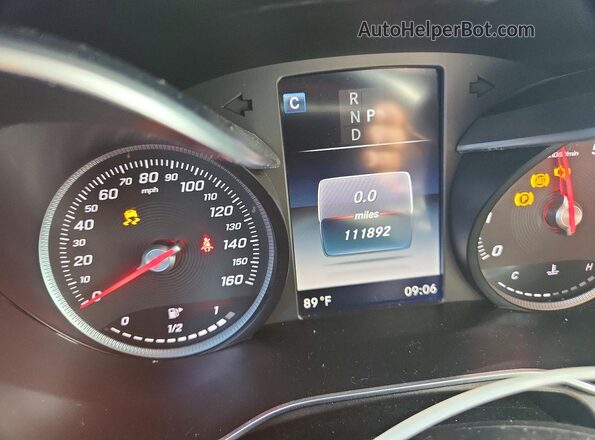 WDC0G4JB8JV110716 2018 MERCEDES-BENZ GLC-CLASS White Vista del cuadro de instrumentos