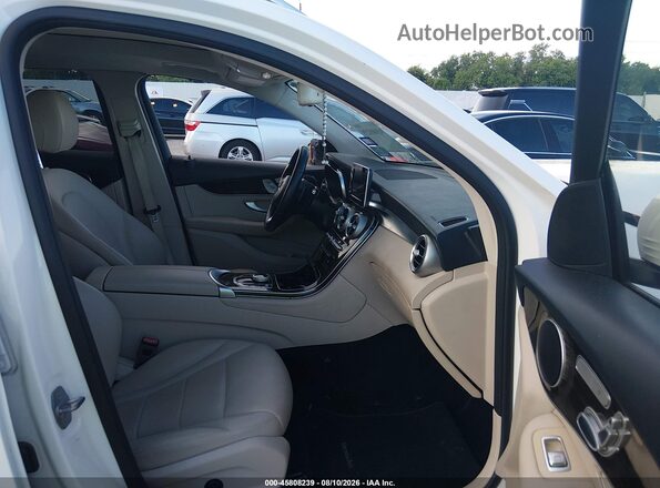 WDC0G4JB8JV113955 2018 MERCEDES-BENZ GLC 300 White Widok wnętrza z przodu