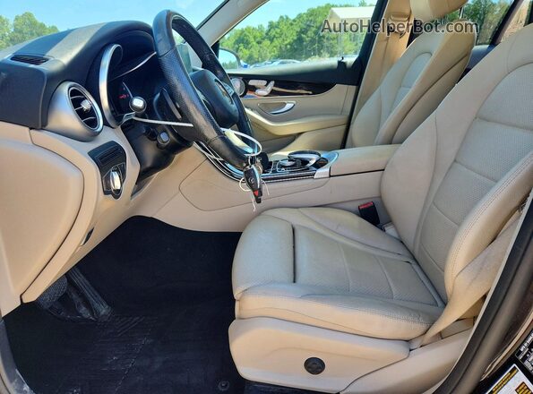 WDC0G4JBXHF123777 2017 MERCEDES-BENZ GLC-CLASS Черный Вид салона спереди