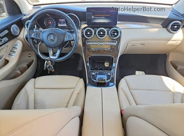 WDC0G4JBXHF123777 2017 MERCEDES-BENZ GLC-CLASS Черный Вид панели приборов