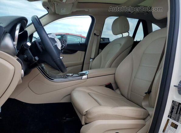 WDC0G4JBXKF669860 2019 MERCEDES-BENZ GLC-CLASS White წინა სალონის ხედი