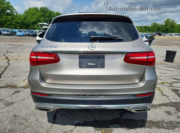 WDC0G4KB1KF658731 2019 MERCEDES-BENZ GLC-CLASS Бежевый Вид сзади